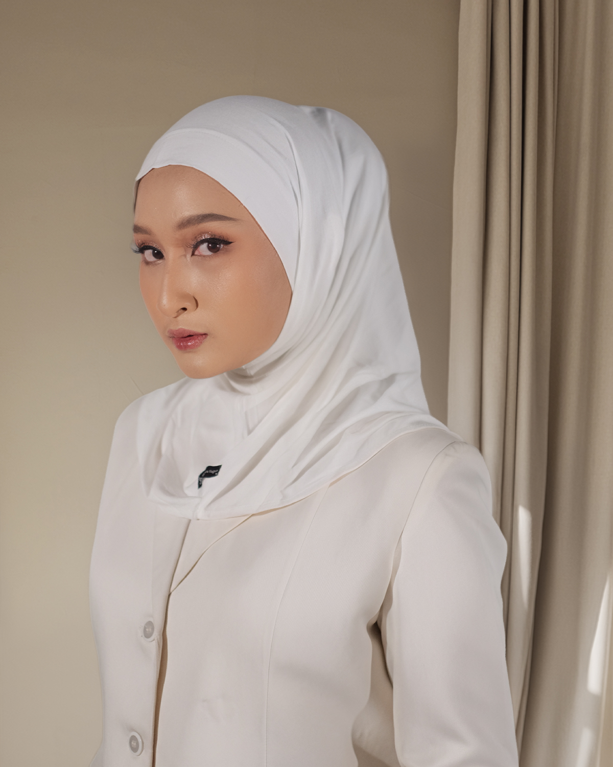 EASE COTTON SPORT INSTAN WHITE