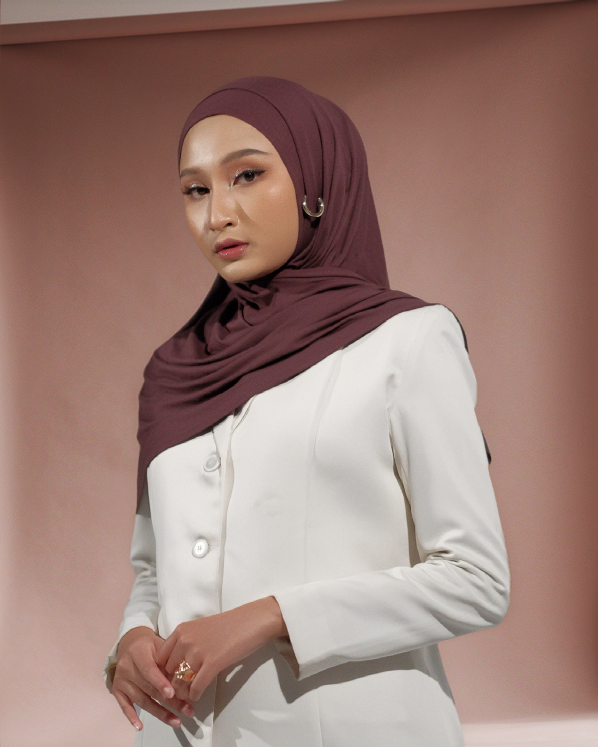 CURVE VOGUE MALAY SQUERE HICKORY